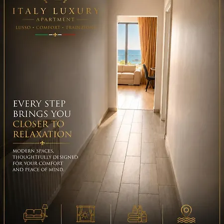 Italy Luxury Front Of The Sea מלון