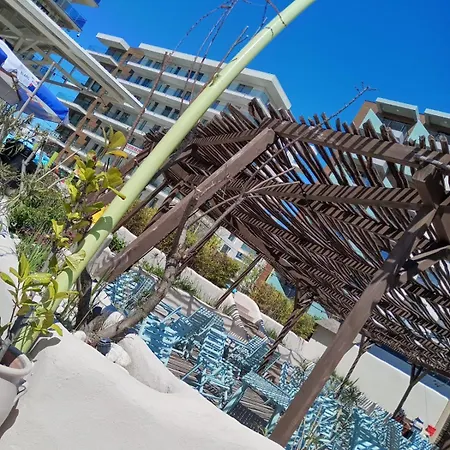 Italy Luxury Front Of The Sea Năvodari